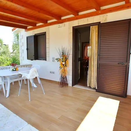 Charming In With Shared Pool - 35 M² Vieste