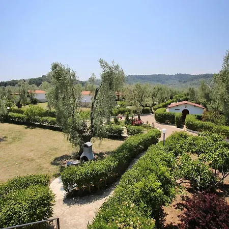 Charming In With Shared Pool - 35 M² Vieste