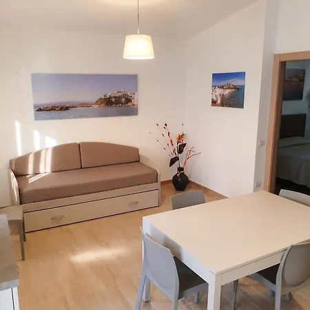 Charming In With Shared Pool - 35 M² * Vieste