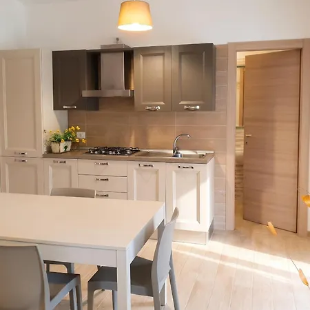 Charming In With Shared Pool - 35 M² Apartmán